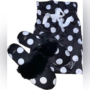 NWOT Victoria’s Secret Signature Satin Polka Dot Slippers